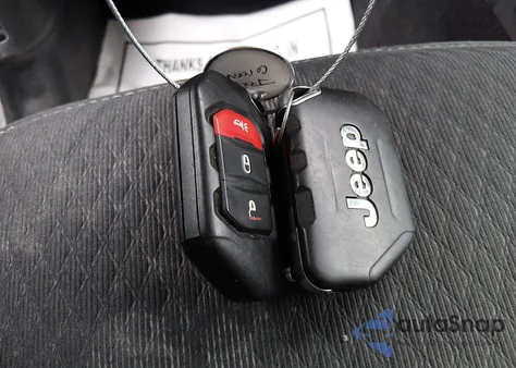 2021 Jeep Wrangler Unlimited 80Th Anniversary 4X4 from USA, damaged, VIN 1C4HJXDN0MW619828